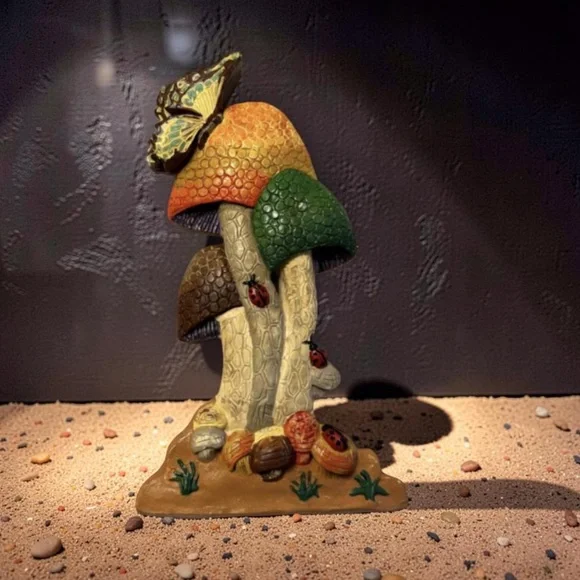 This vintage 1970s wall art chalkware or plaster mushrooms Wall decor Vintage - Picture 5 of 14